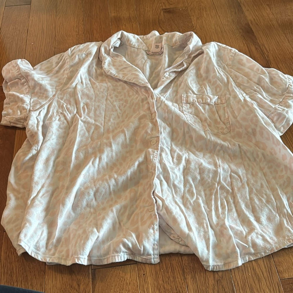 Victoria’s Secret PJ Set Includes Top & Shorts